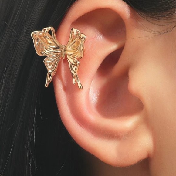 Boutique Jewelry - COPY - Gold Butterfly Ear Cuff